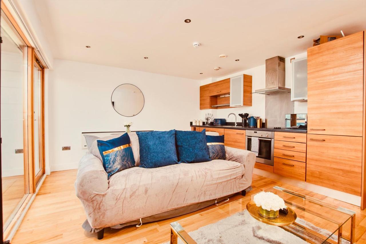 King Deluxe City Apt Large Balcony& Free Parking! Leeds  Exterior foto